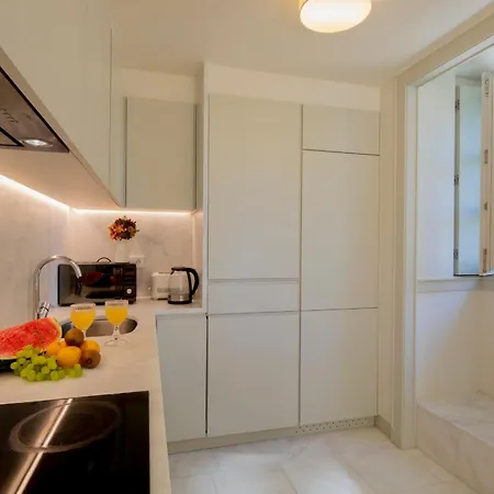 アパート Castelo Superior Two Bedroom By Les Deux Mariettes リスボン