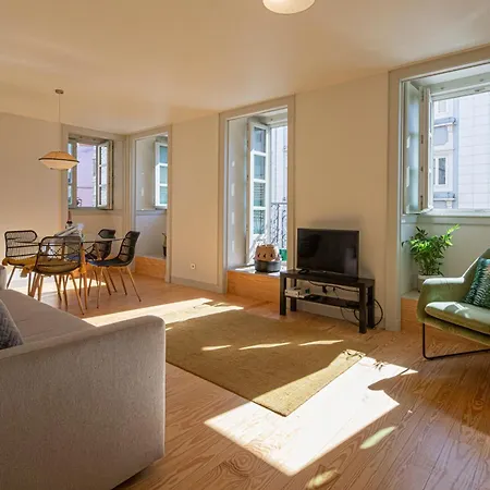 Castelo Superior Two Bedroom By Les Deux Mariettes Apartment