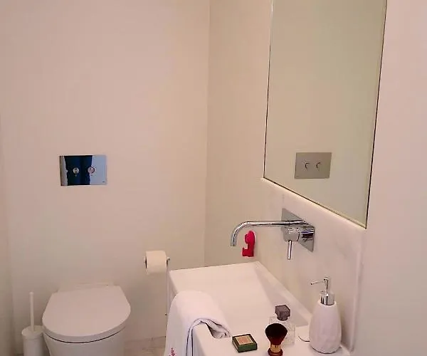 شقة Castelo Superior Two Bedroom By Les Deux Mariettes *