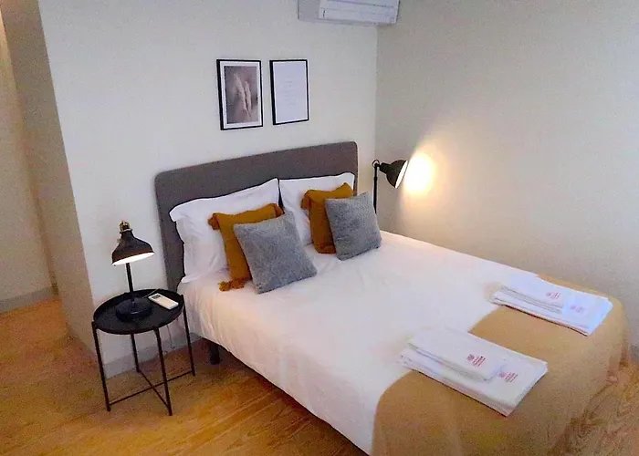 Апартаменти Castelo Superior Two Bedroom By Les Deux Mariettes