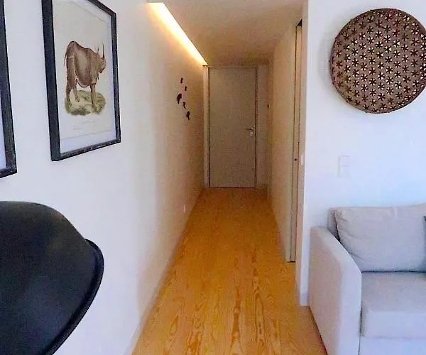 شقة Castelo Superior Two Bedroom By Les Deux Mariettes *