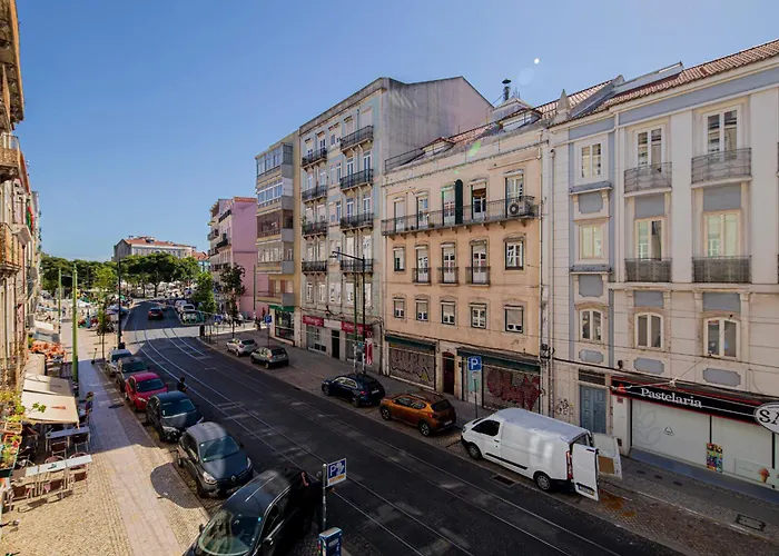Castelo Superior Two Bedroom By Les Deux Mariettes Lisboa