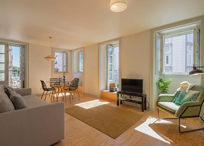 شقة Castelo Superior Two Bedroom By Les Deux Mariettes Lisboa