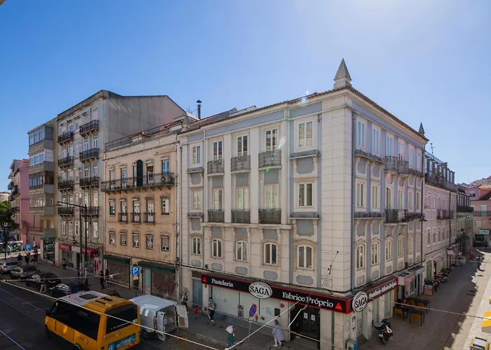 Castelo Superior Two Bedroom By Les Deux Mariettes شقة *