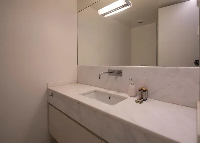 Апартаменти Castelo Superior Two Bedroom By Les Deux Mariettes *