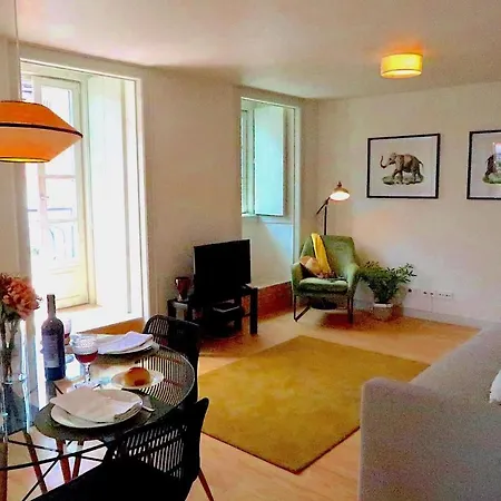 شقة Castelo Superior Two Bedroom By Les Deux Mariettes *