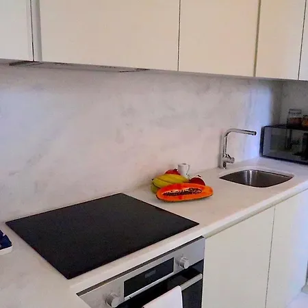 Castelo Superior Two Bedroom By Les Deux Mariettes شقة *