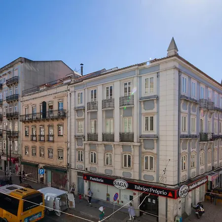 Castelo Superior Two Bedroom By Les Deux Mariettes شقة *