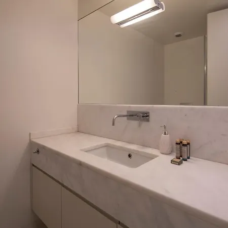 شقة Castelo Superior Two Bedroom By Les Deux Mariettes *